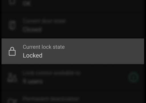 Constant display of the lock state in an Ajax app