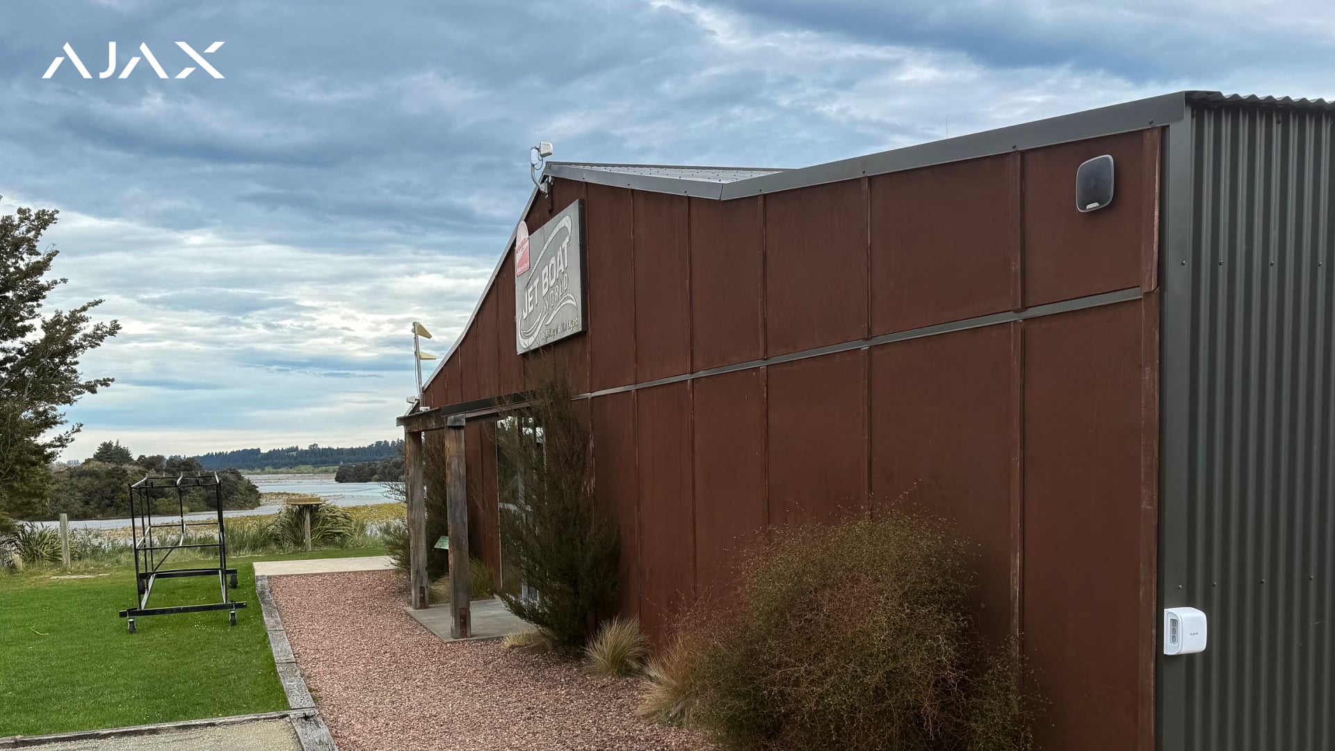 StreetSiren Jeweller ontmaskert indringers direct na alarm