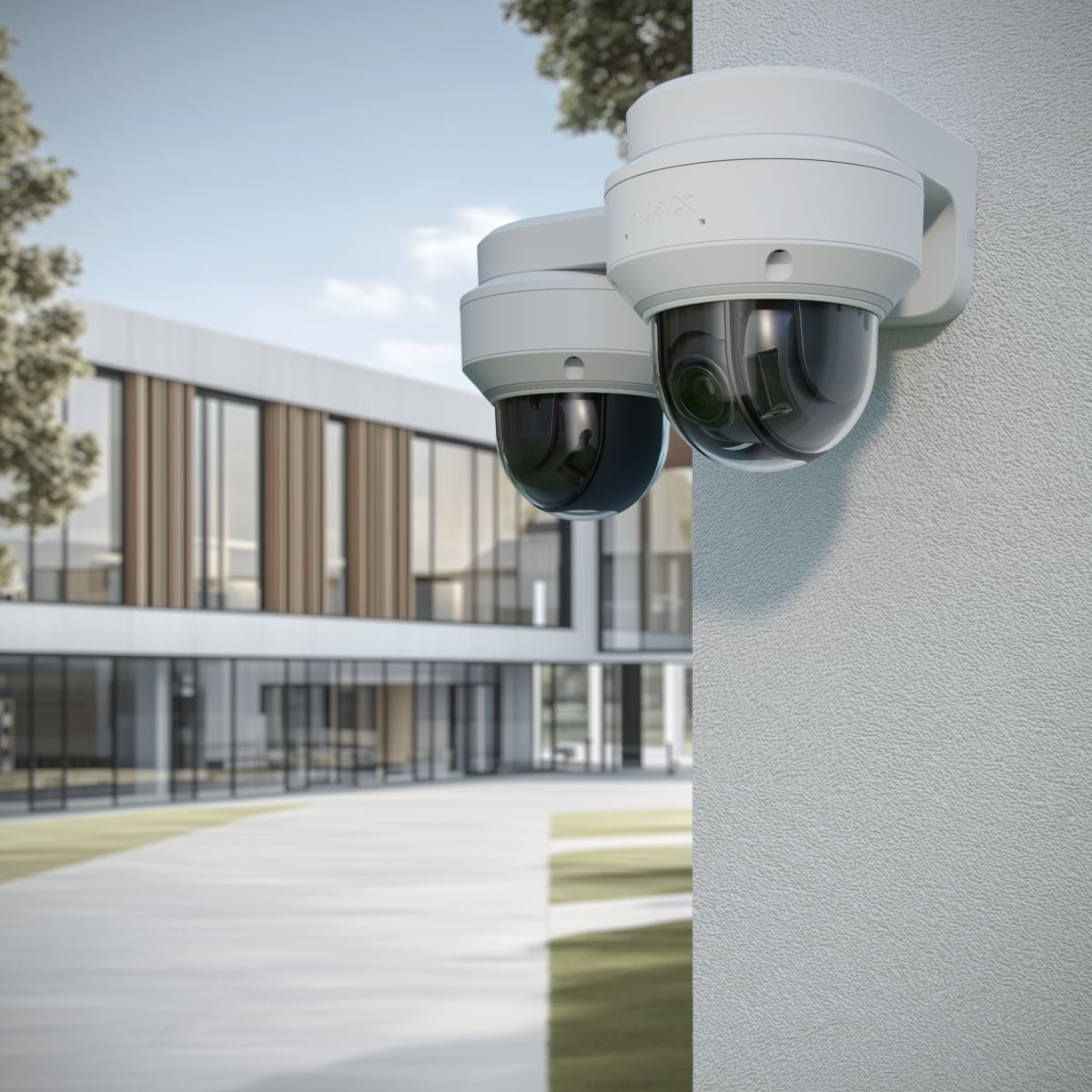 Short-arm mount for a varifocal camera