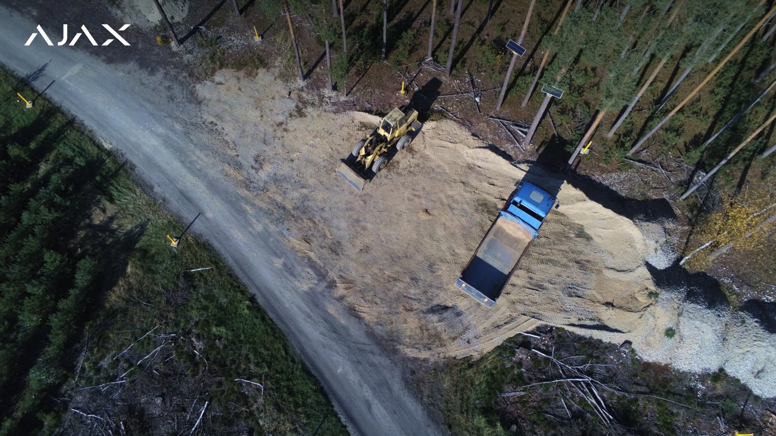 Mobile security solution for forest-hidden sites