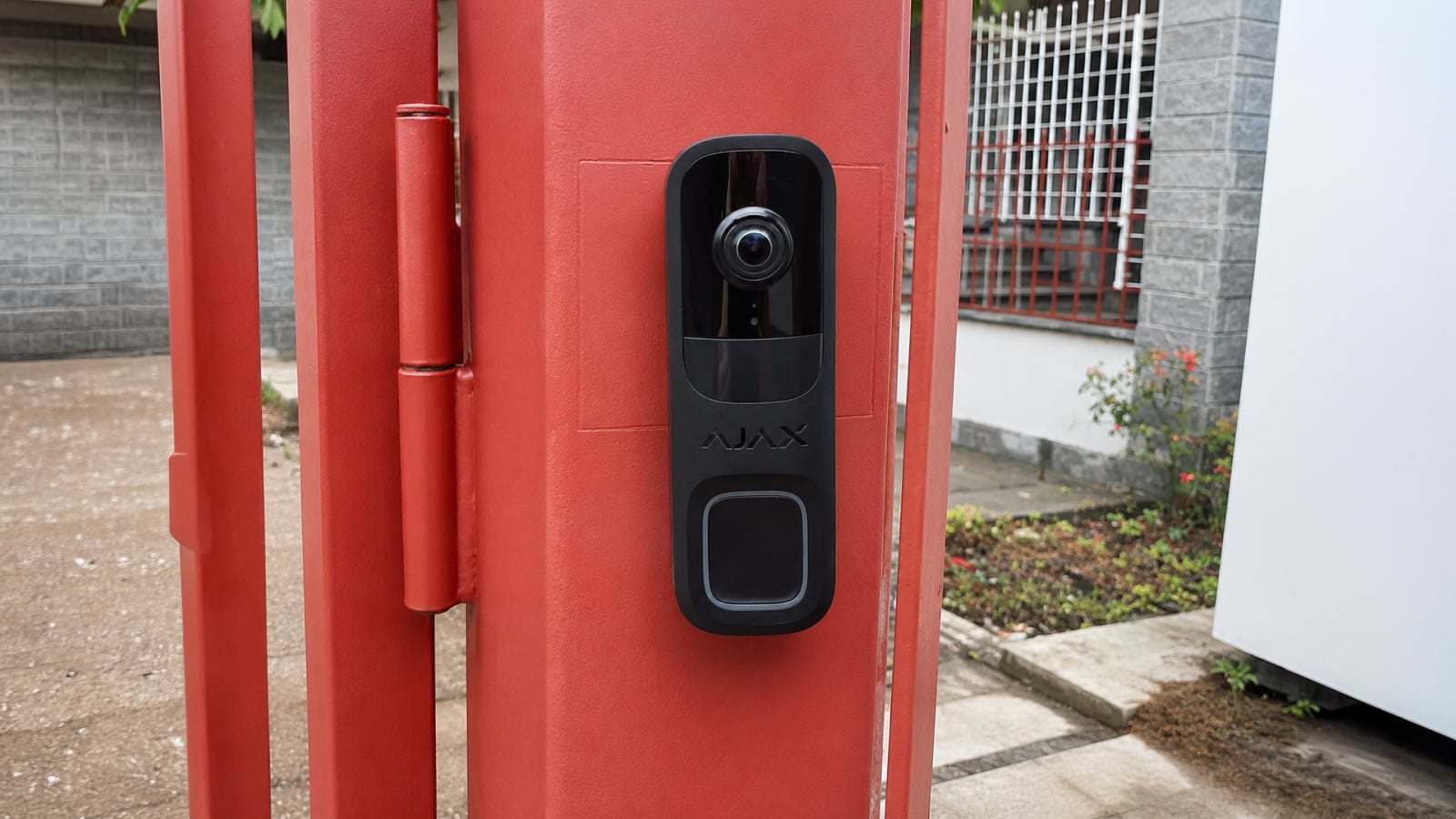 Ajax Doorbell, la nostra prova del campanello smart con AI